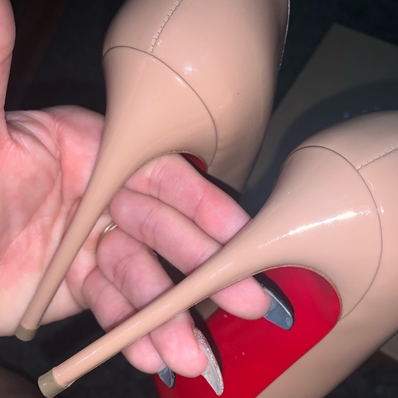 Christian Louboutin Pigalle 100 patent pumps - Picture 7 of 7